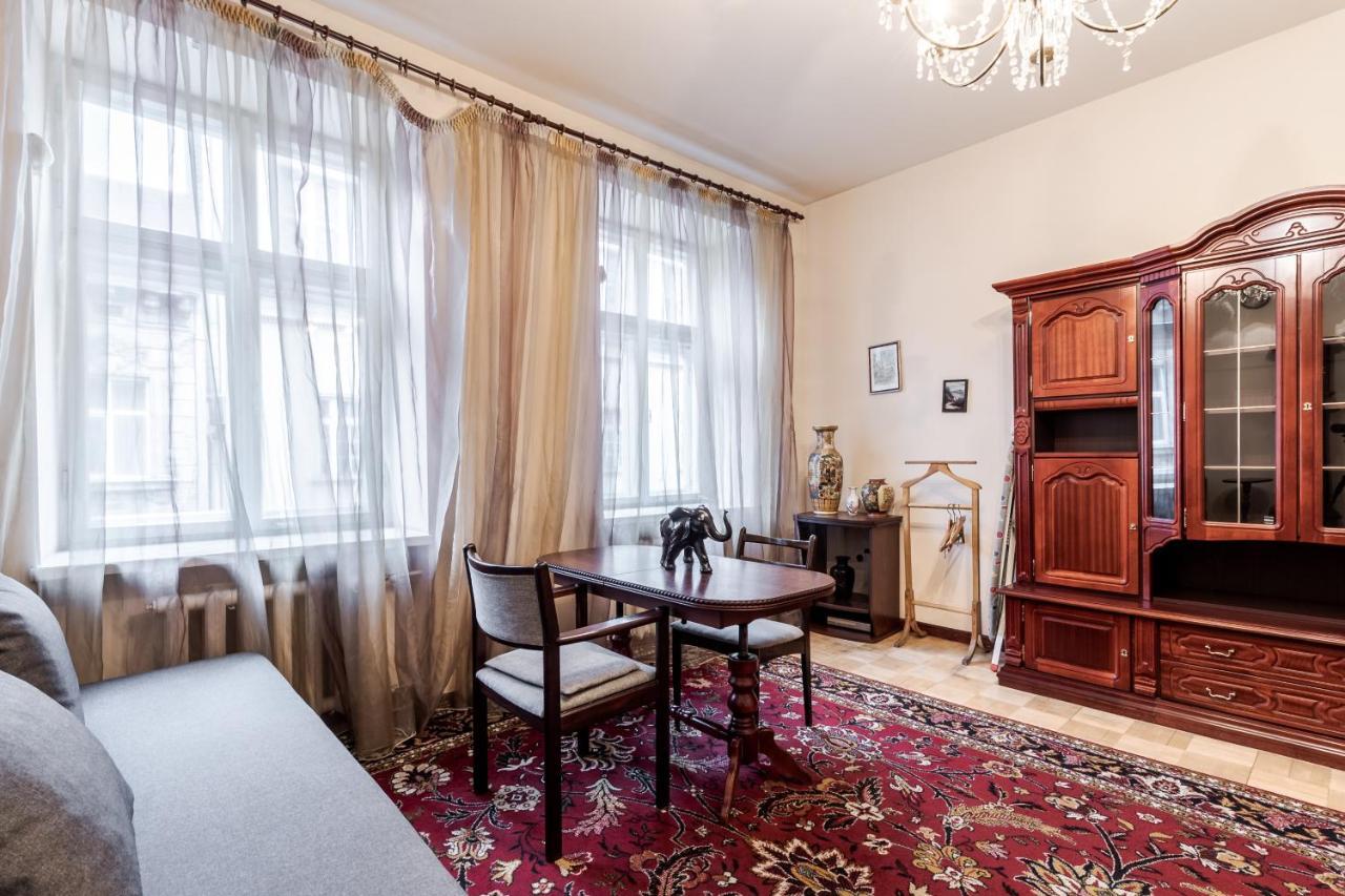 Doroshenka Antique Apartment Lviv Ngoại thất bức ảnh