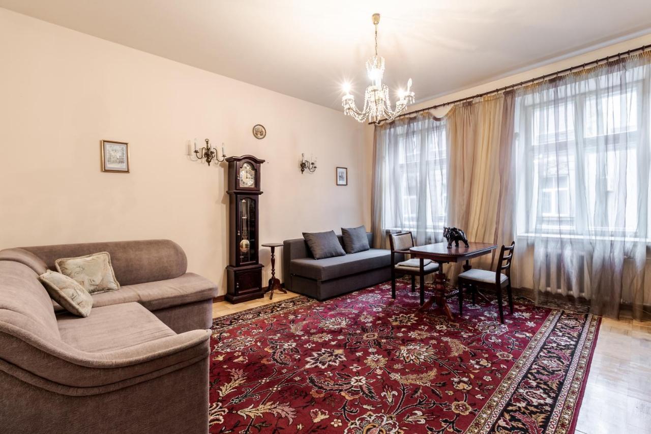 Doroshenka Antique Apartment Lviv Ngoại thất bức ảnh